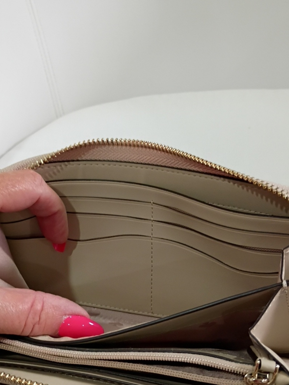 Kate Spade Two-Tone Beige and Cream Zip-Around Wallet - Picture 10 of 15